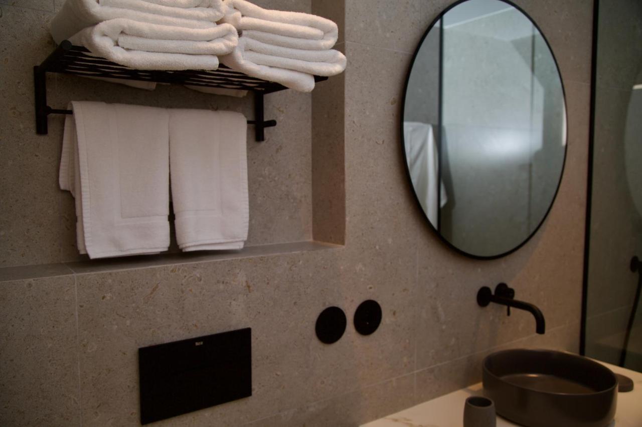 Suite 101 - 2 Bedroom Suite At Amando Perez Suites Рібадео Екстер'єр фото
